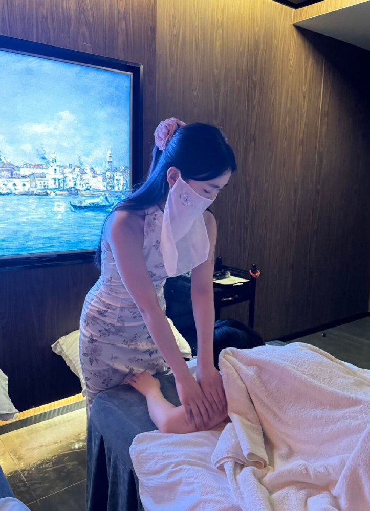 Shoulder & Neck Massage